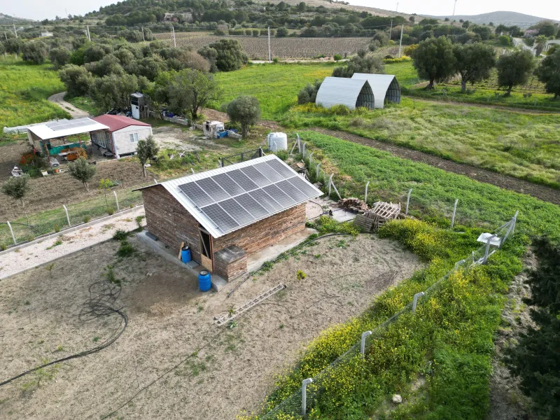 Çeşme bölgesinde güneş enerjili tarımsal sulama sistemi kurulumu
