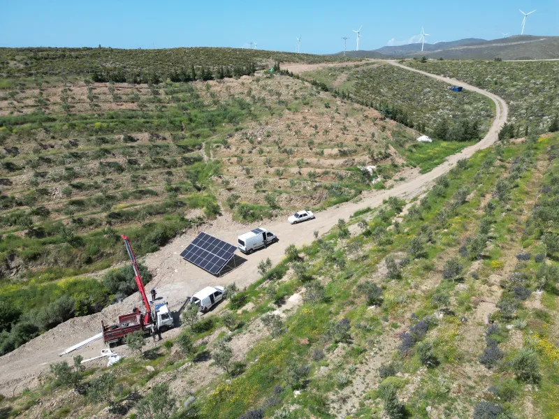 Karaburun bölgesinde güneş enerjili tarımsal sulama sistemi kurulumu
